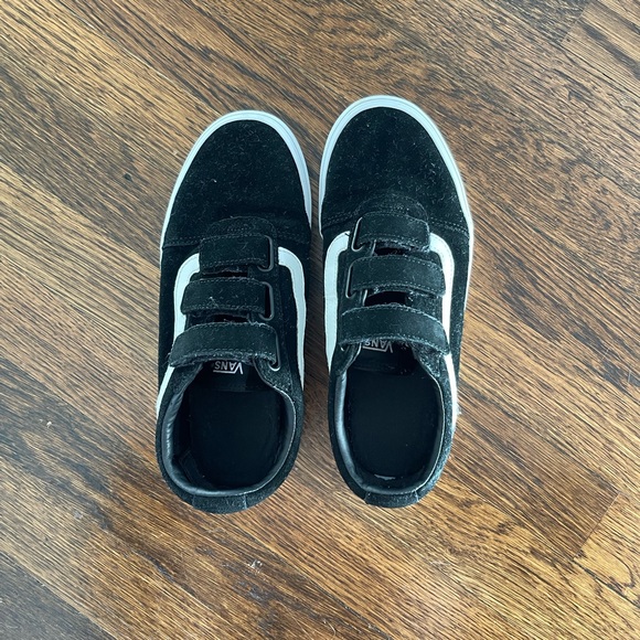 Vans Suede Old Skool V Sneaker - Picture 3 of 6